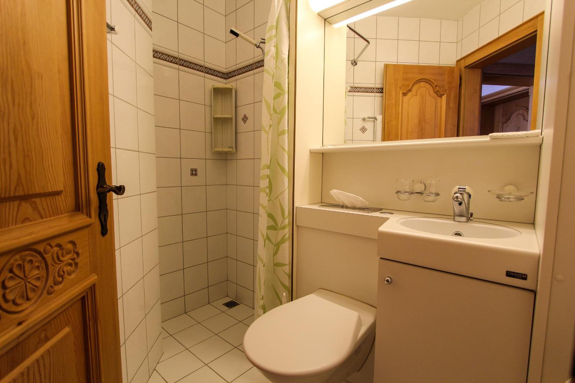 Отель Schweizerhof Mels Номер фото